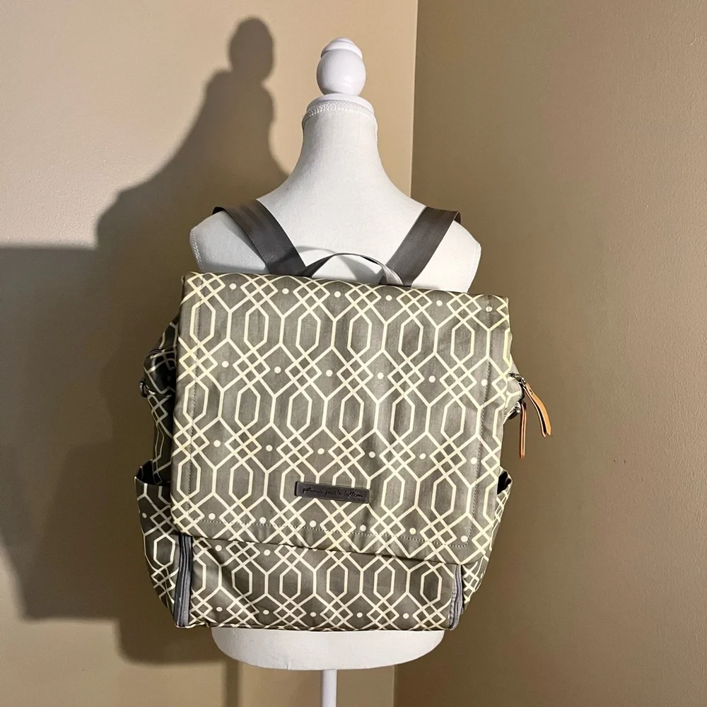 Petunia Pickle‎ Bottom Diaper Pump Bag Gray Chevron Backpack.